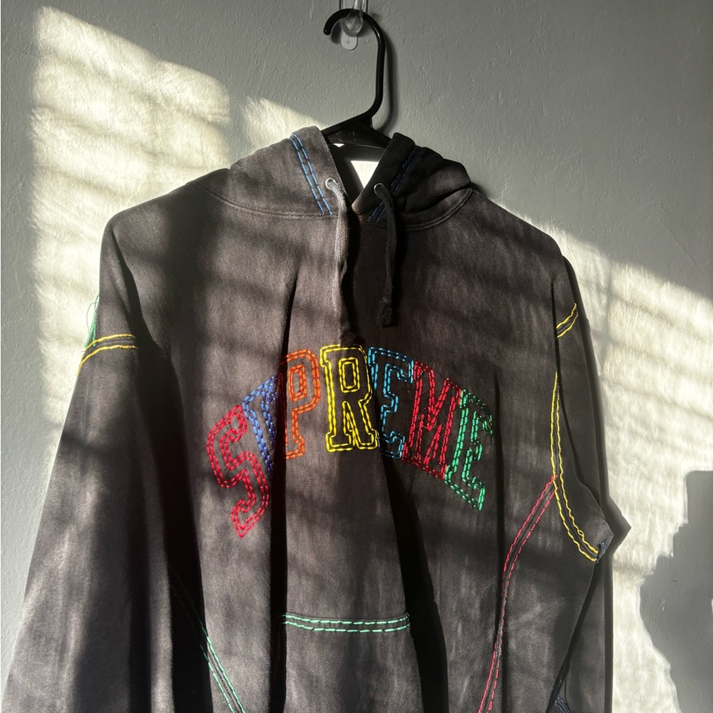 SUPREME hoodie, size medium.